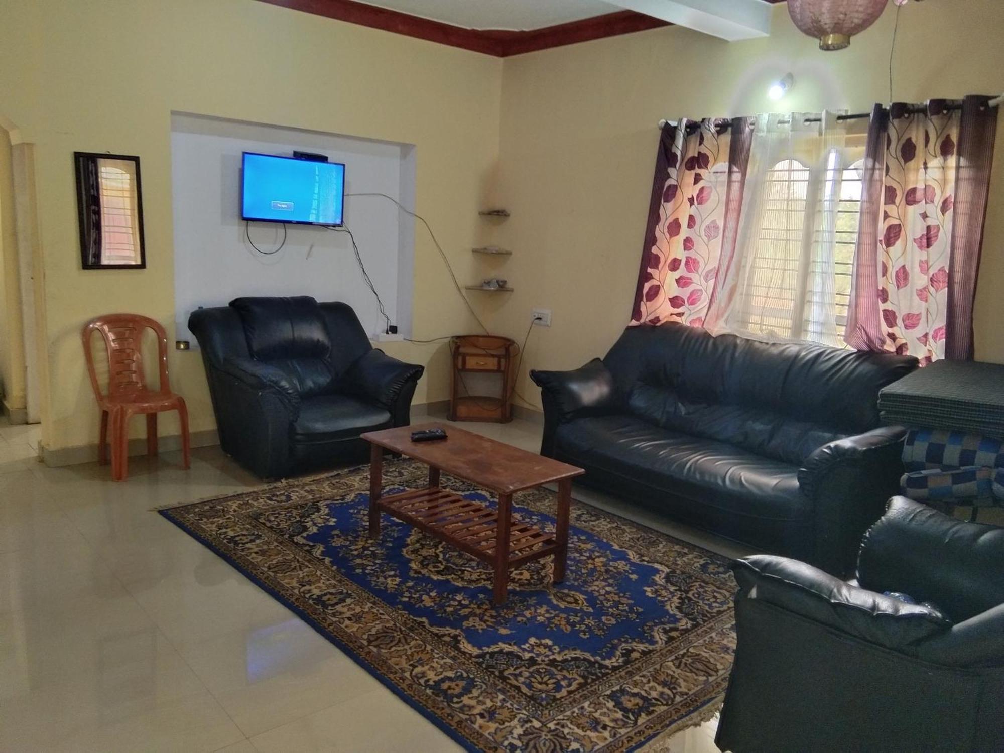 מדיקרי Samz Estate Stay 2Bhk מראה חיצוני תמונה